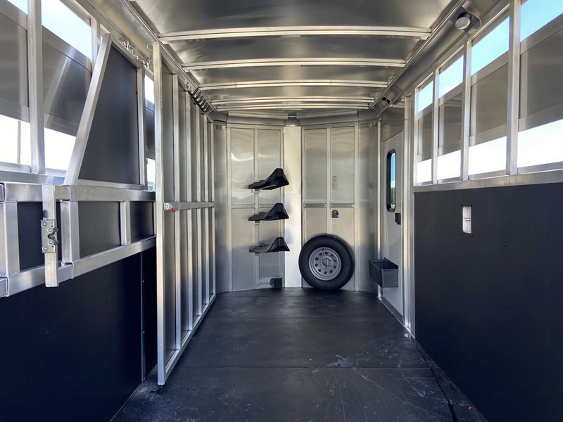 2026 Shadow 3 horse bumper pull trailer