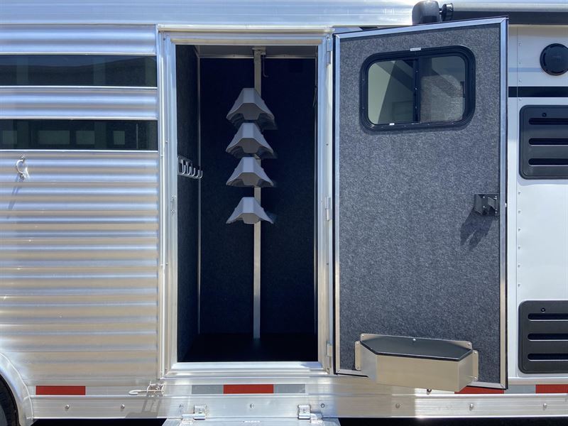 Trailer Image