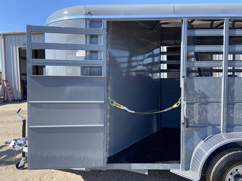 2026 Delta 2 horse bumper pull trailer