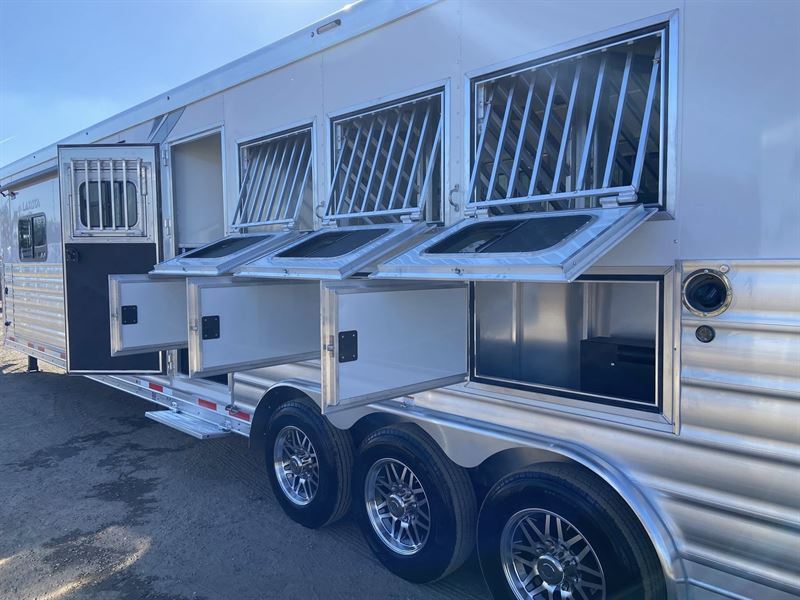 2026 Lakota infinity 4 horse side load 18' living quarters