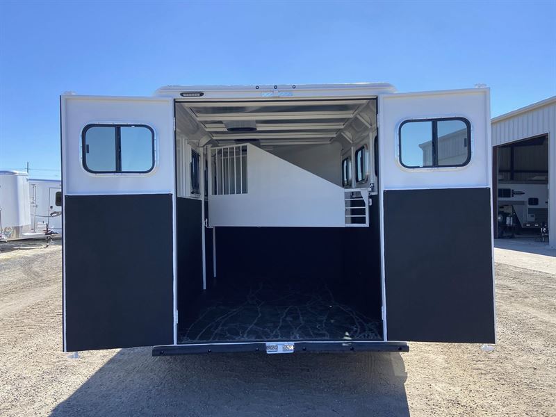 2026 Trails West 3 horse gooseneck trailer