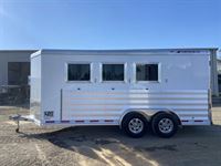 2026 3 horse Featherlite 3 Horse Bumper Pull Trailer