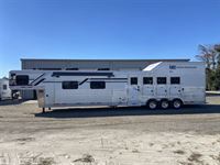 2024 4 horse SMC Laramie 4 Horse Side Load 18' Living Quarters
