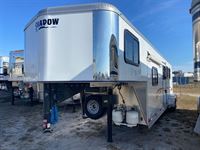 2022 3 horse Shadow 3 Horse 9' Living Quarters