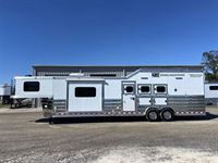 2024 3 horse Twister 3 Horse Side Load 13'6" Outlaw Conversions