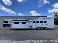 2026 4 horse SMC Laramie 4 Horse Side Load 18' Living Quarters