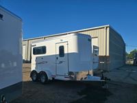2026 2 horse Shadow 2 Horse Bumper Pull Trailer