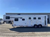 2026 3 horse Lakota Trailers Colt 3 Horse 9' Living Quarters