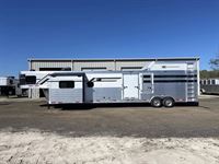 2025 Stock horse SMC Laramie 14' Livestock 15' Living Quarters