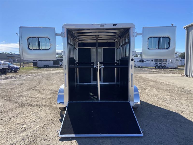 2026 Shadow 2 horse straight load bumper pull trailer