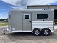 2025  horse Featherlite 2 Horse Straight Load Bumper Pull Trailer