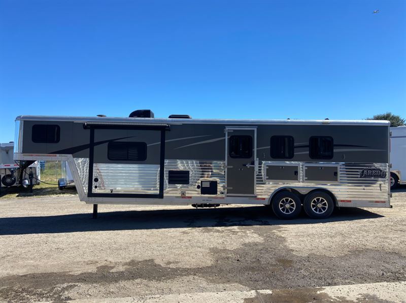 2018 Bison Laredo 3 Horse 10' Living Quarters