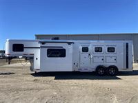 2026 3 horse Lakota Trailers Colt 3 Horse 11' Living Quarters