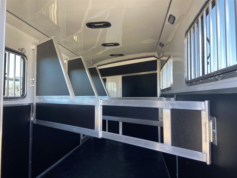 2026 Shadow 4 horse 5' weekender