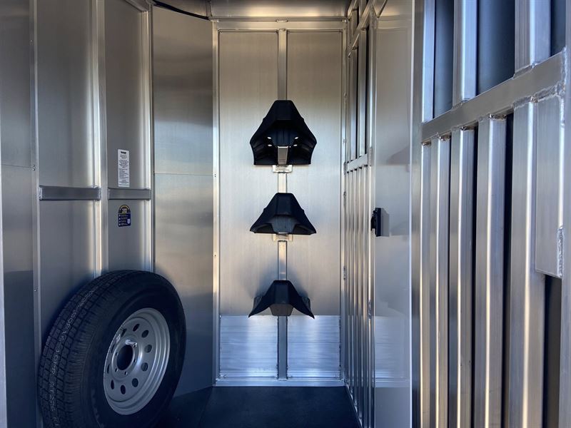 2026 Shadow 2+1 horse bumper pull trailer