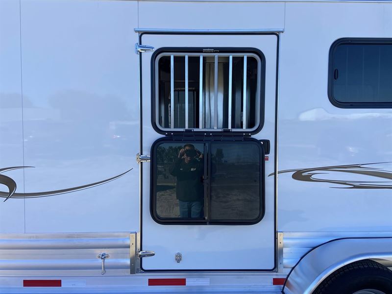 Trailer Image
