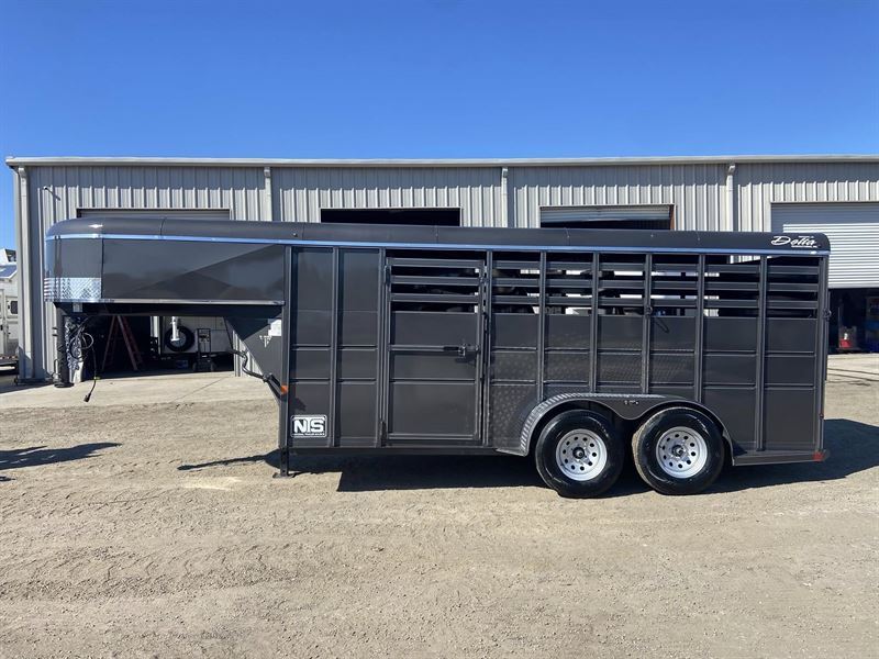 2026 Delta 3 horse gooseneck trailer