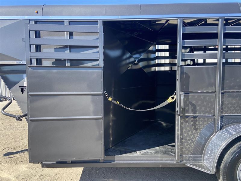 2026 Delta 3 horse gooseneck trailer