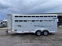 2026  horse Shadow 4 Horse Bumper Pull Trailer
