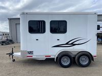 2023 2 horse Shadow 2 Horse Bumper Pull Trailer