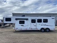 2026 3 horse Shadow 3 Horse 9' Living Quarters