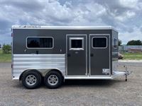 2025  horse Featherlite 2 Horse Straight Load Bumper Pull Trailer