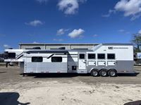 2026 4 horse SMC Laramie 4 Horse Side Load with 18' Living Quarters