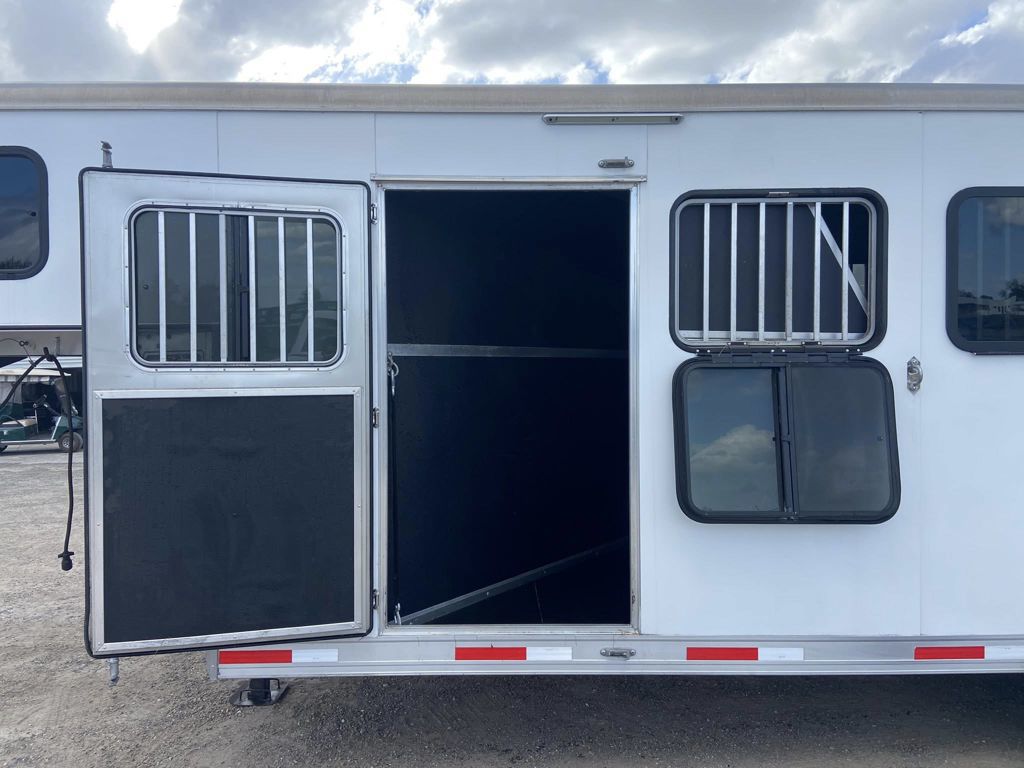 2023 Shadow 4 horse gooseneck trailer