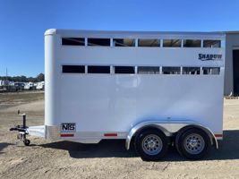 2026 2 horse Shadow 2 Horse Bumper Pull Trailer