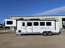 2026  horse Shadow 4 Horse Gooseneck Trailer with 5' Weekender