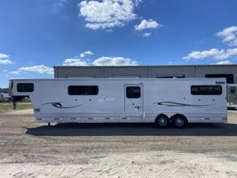 2026  horse Shadow 6 Horse Head To Head Gooseneck Trailer