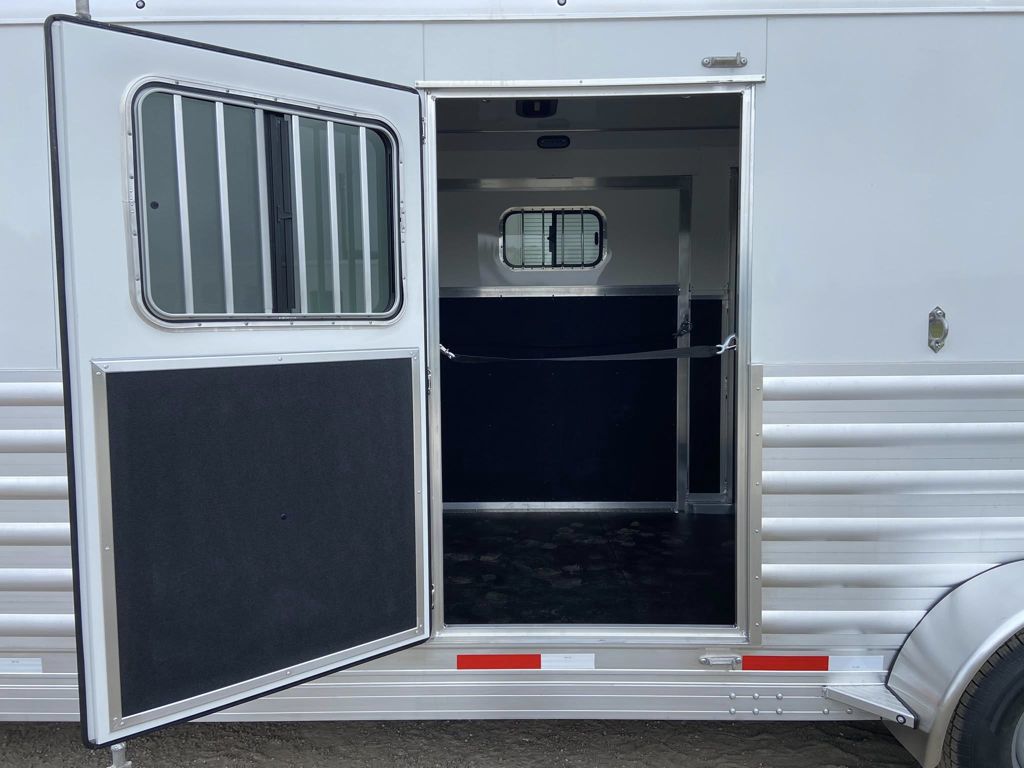 Trailer Image