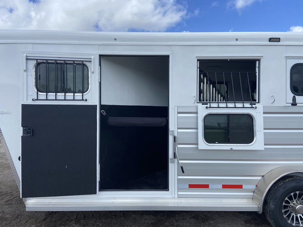 2026 Trails West 3 horse gooseneck trailer