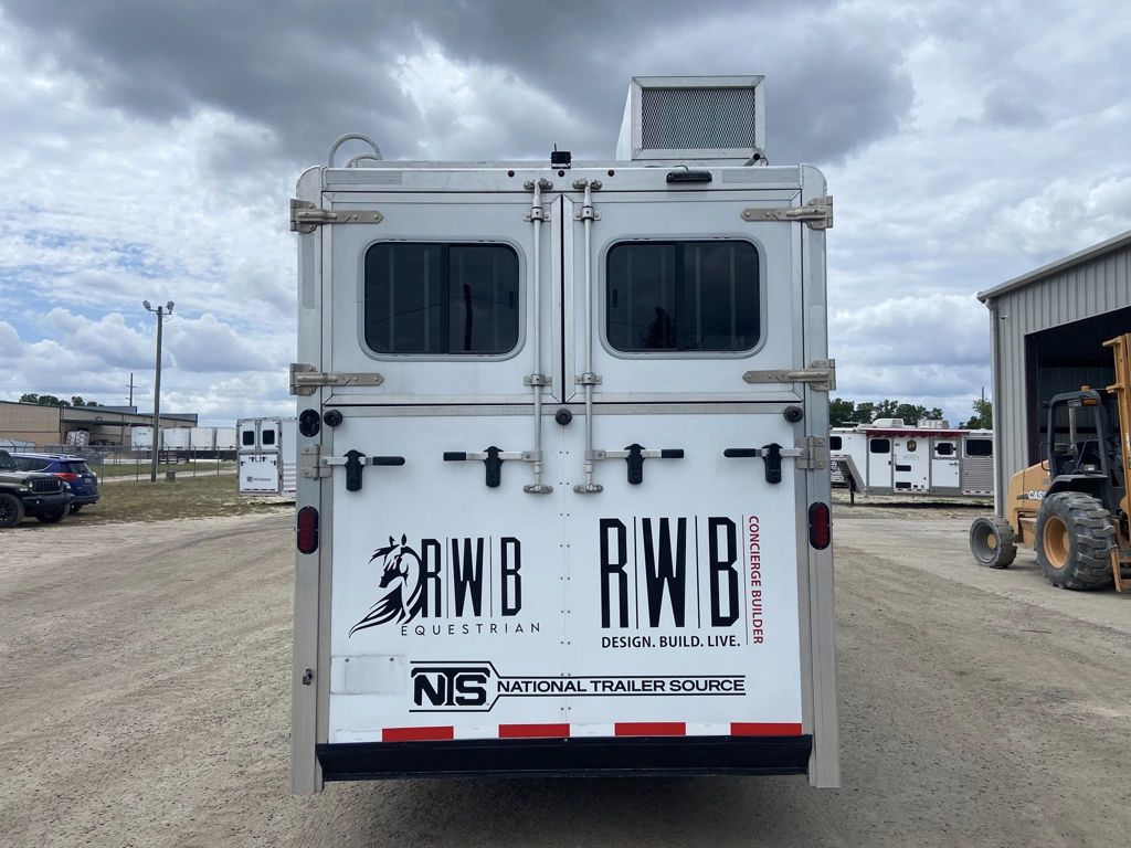 2023 Exiss 4 horse head-to-head gooseneck trailer