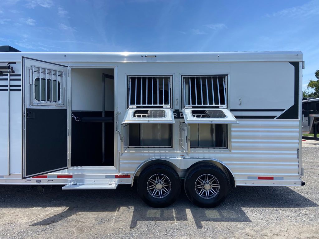 2027 Lakota charger 3 horse 13' living quarters
