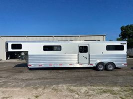 2027 4 horse Shadow 4 Horse Head-To-Head Gooseneck Trailer