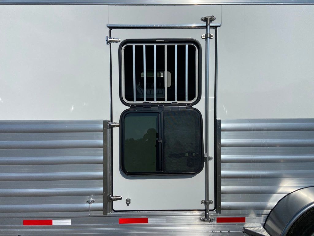 2027 Shadow 4 horse head-to-head gooseneck trailer