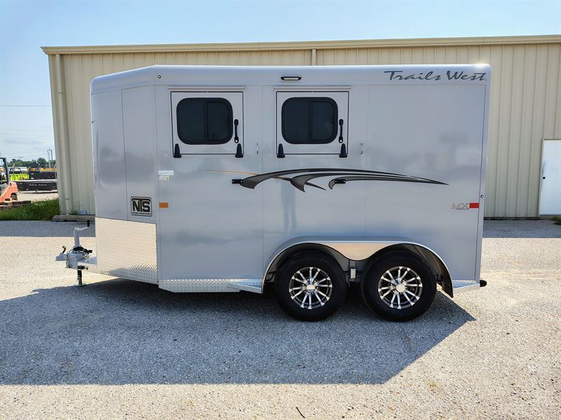 2026 Trails West 2 Horse Bumper Pull Trailer
