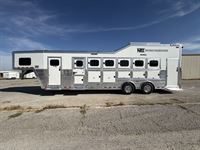 2026 6 horse Cimarron 6 Horse Gooseneck Trailer with Trainers Split Tack