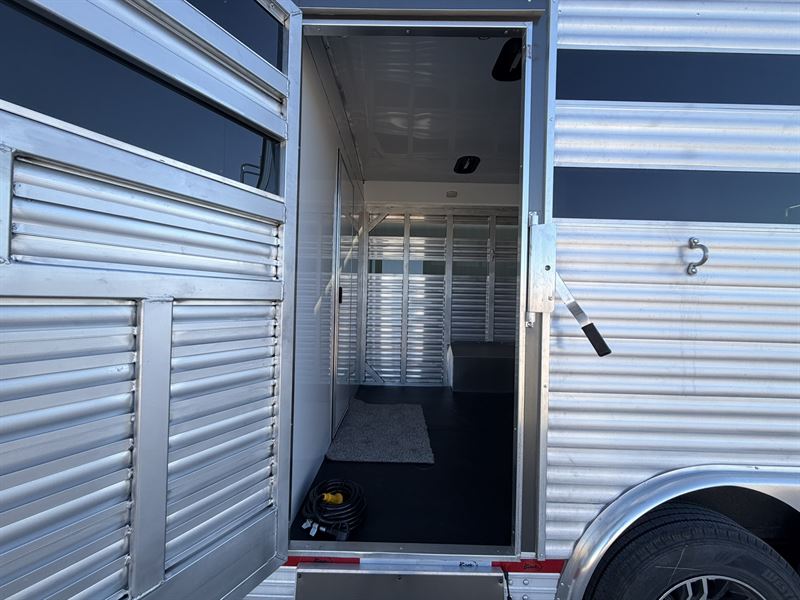 Trailer Image