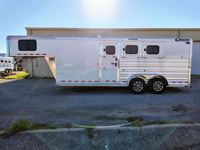 2026 3 horse Cimarron 3 Horse Gooseneck Trailer