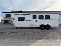 2026 3 horse Bison Silverado 3 Horse 8' Living Quarters