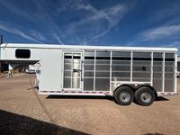 2025  horse Maverick 4 Horse Gooseneck Trailer