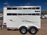 2026 2 horse Shadow 2 Horse Bumper Pull Trailer