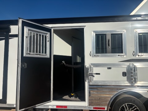 Trailer Image