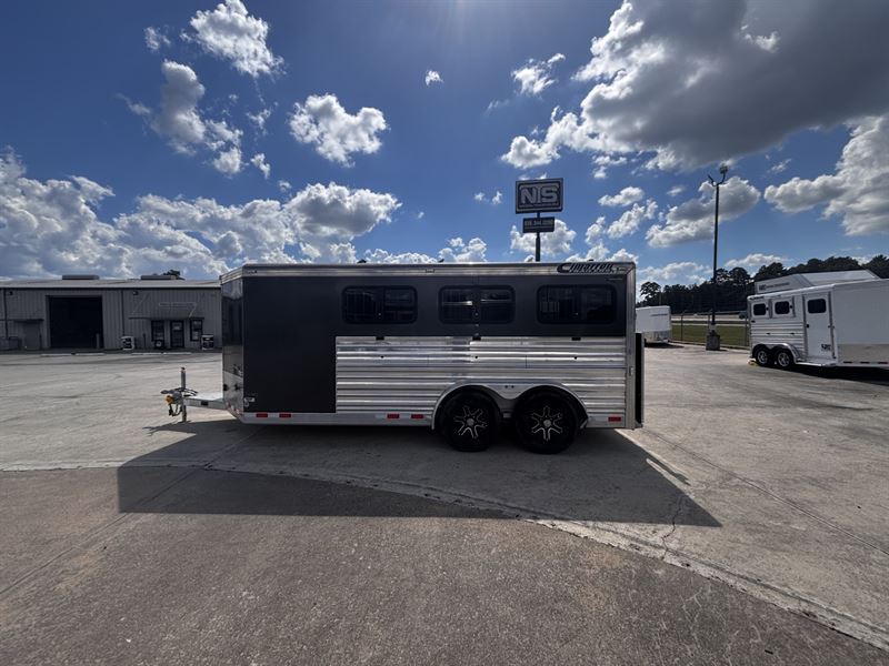 2020 Cimarron 6 Pen Livestock Bumper Pull Trailer