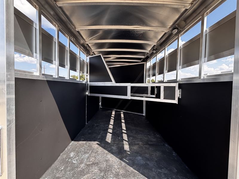 2026 Shadow 3 horse bumper pull trailer