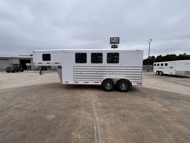 2025 Exiss 3 Horse Gooseneck Trailer