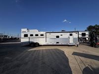 2026 4 horse Lakota Trailers Charger 4 Horse with 15' Living Quarters