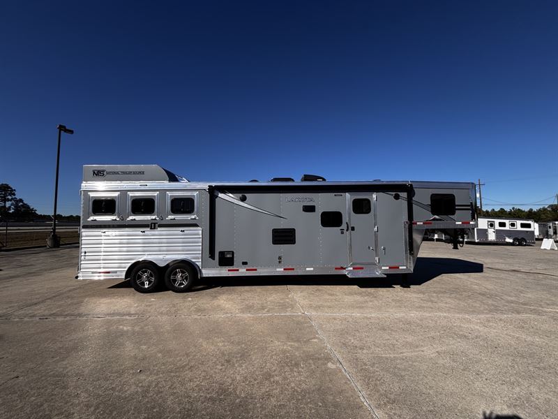 2026 Lakota charger 3 horse 13' living quarters